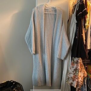 URBAN OUTFITTERS chunky soft baby blue cardigan